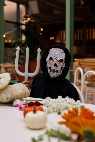 Retour en images sur notre atelier Halloween : citrouilles fleuries & ambiance enchantée aux Halles