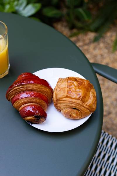 viennoiseries maison boulangerie halles  victoria Hyères Maison Gillot croissants pains au chocolat