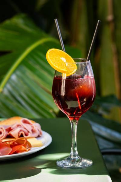 PALM BEERS - BAR À BIÈRES ET GLACIER